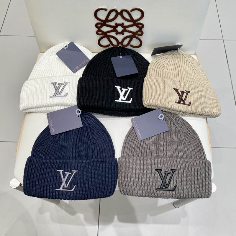 LV Hat 111204